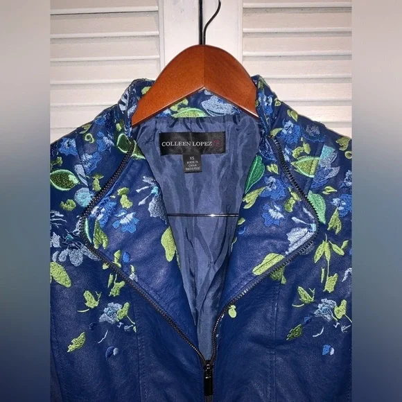 Colleen Lopez Terra Cotta Embroidered Floral Faux Leather Moto Jacket XS - Picture 6 of 8